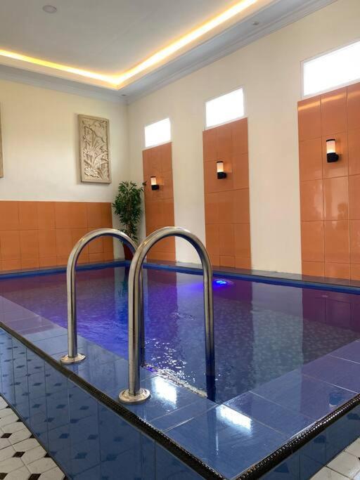 Kayz Villa Batu Dengan Kolam Renang Pribadi Dış mekan fotoğraf